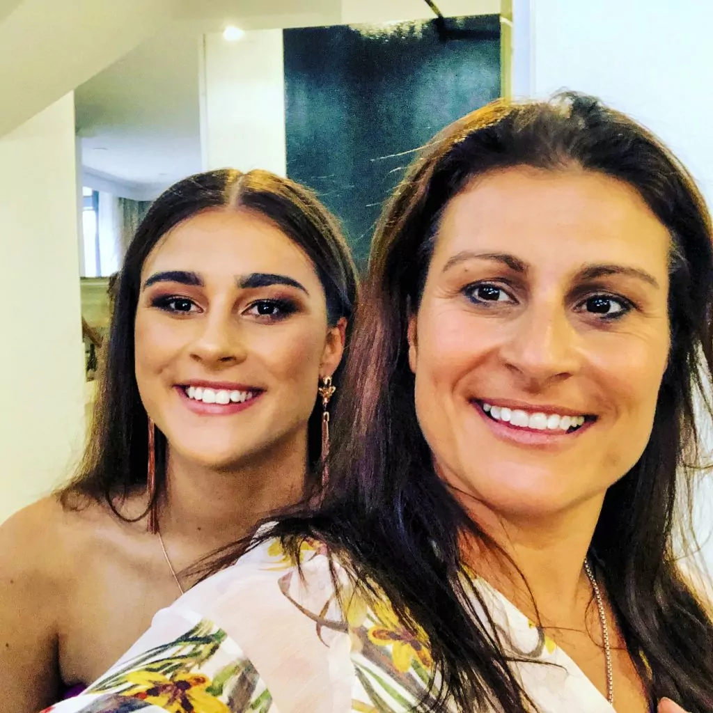 Mother daughter