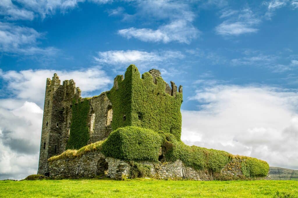 castles in ireland, ireland, 